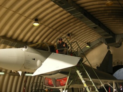 EUROFIGHTERtiltoys.JPG